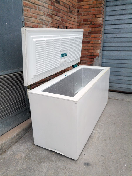 congelador arcon plastico metal 84x166x68 1u